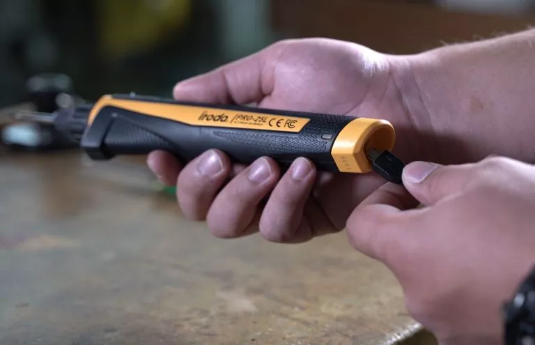 PRO-25L Cordless USB Rechargeable Soldering Iron with a Plugable USB Charging Cable from Pro-Iroda