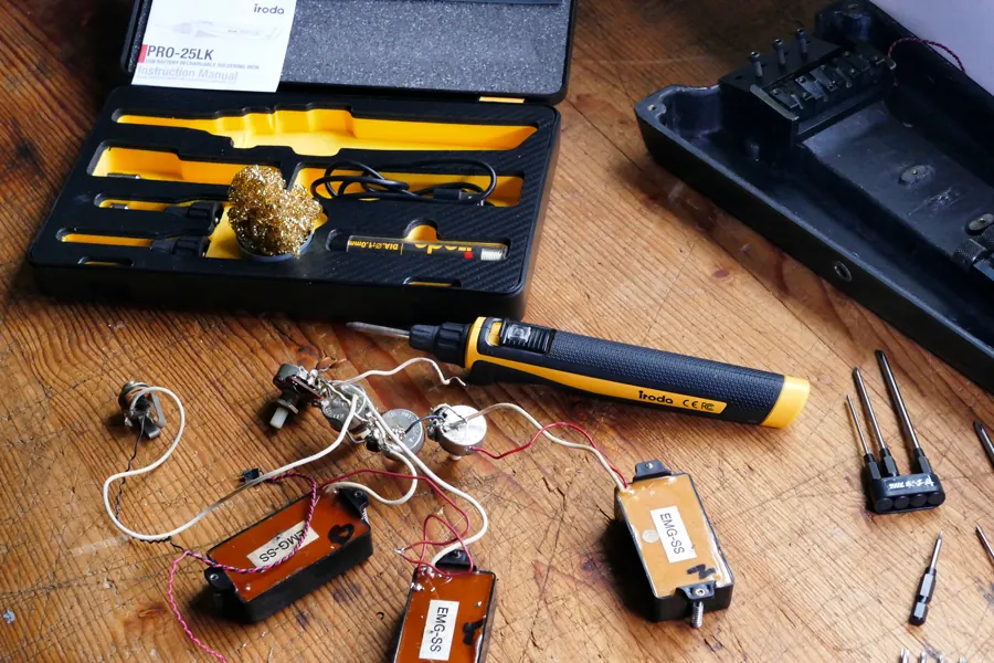  Gas or Battery Soldering for Guitar Electronics - Iroda-01