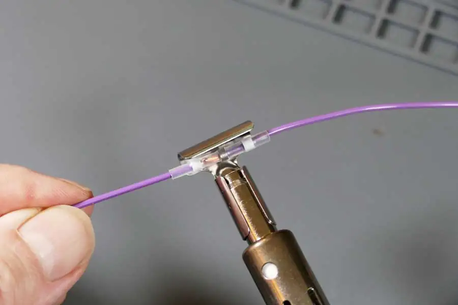 Using the Iroda SolderPro 110K gas soldering iron for heatshrink solder seal butt connectors-01