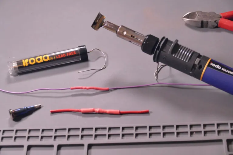 Soldering-wires-together-with-a-gas-soldering-iron-01-min